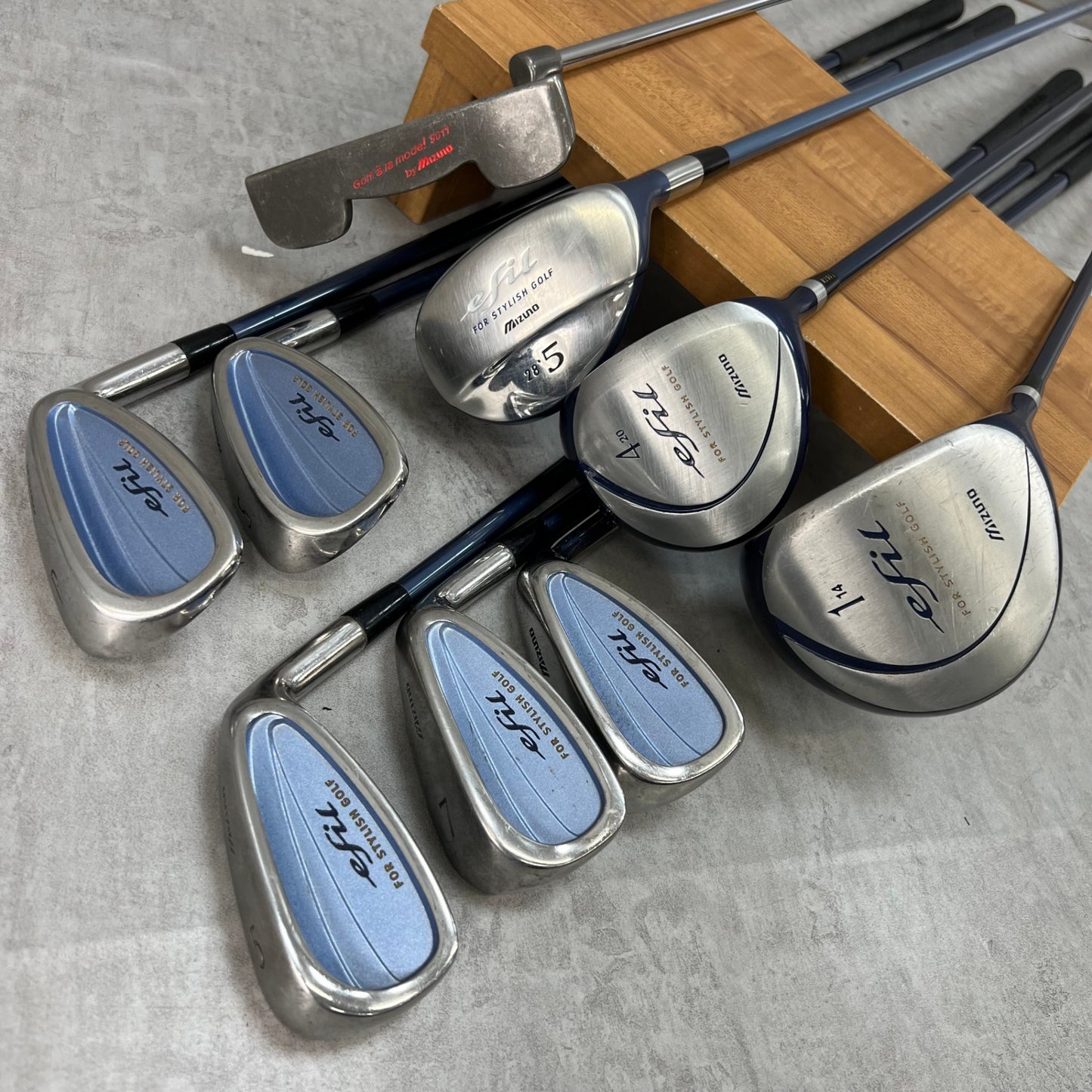 ミズノ　エフィル　レディースゴルフ　クラブセット　9本　L　右利き用　Mizuno　efil