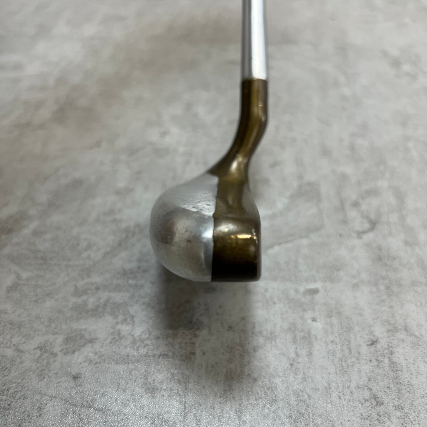 Acushnet アクシネット　BULLS EYE MO-SET　ブルズアイ	メンズゴルフ　パター	ピン型	34インチ　右利き用