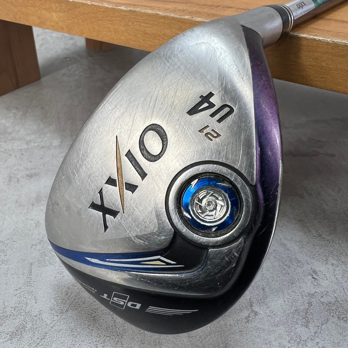 ゼクシオ　9代目　MP900　メンズゴルフ　4UT　R　右利き用　ユーティリティ　XXIO