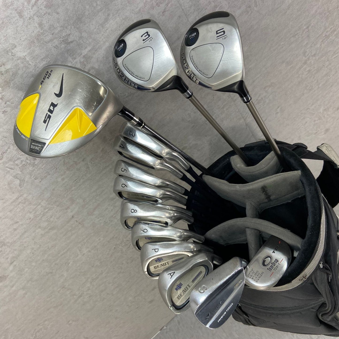 NIKE　ナイキ　PRGR　プロギア　メンズゴルフ14本セット　右利き用　キャディバッグ　初心者おすすめ　入門用