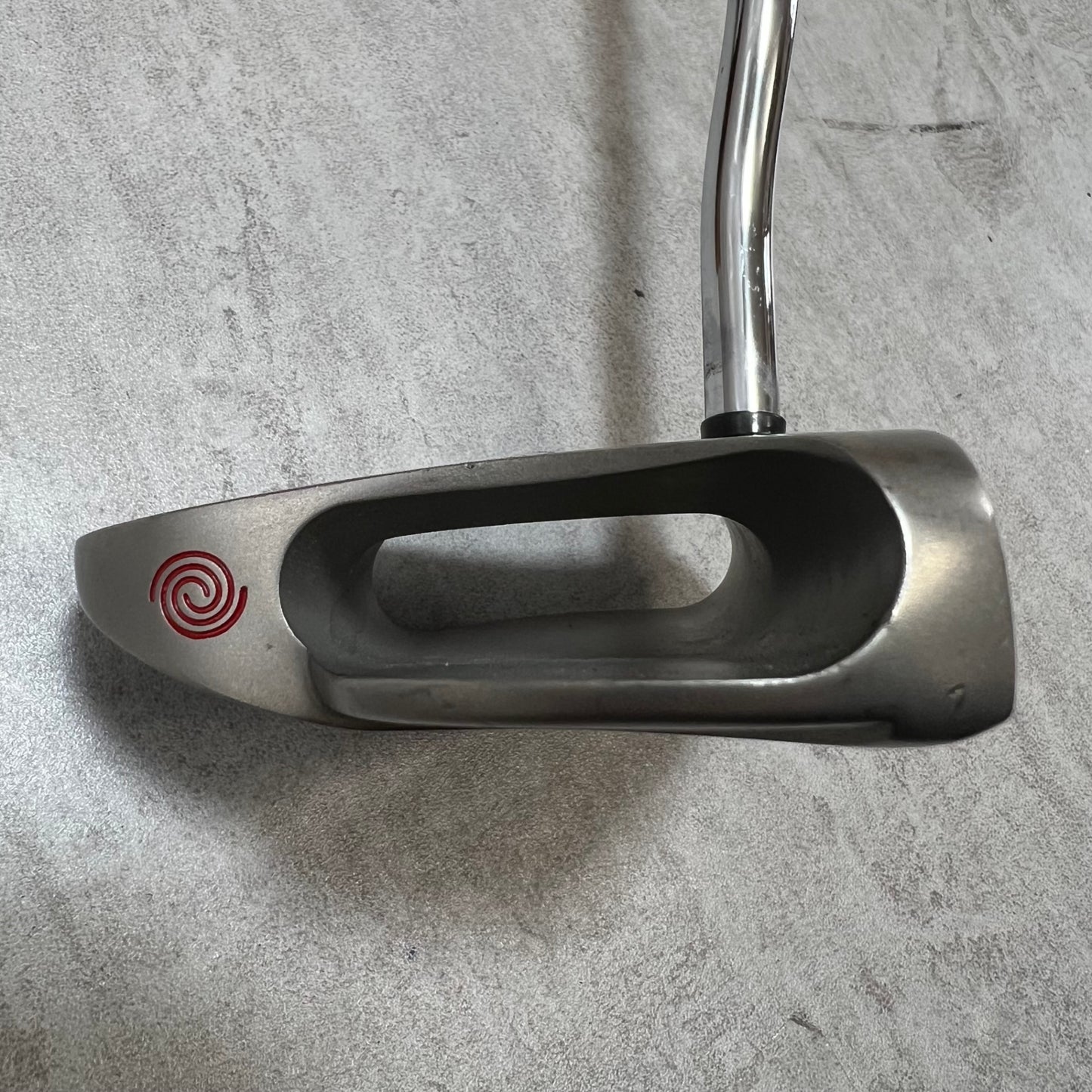 オデッセイ　ホワイトスチール　2ボール　メンズゴルフ　パター　右利き用　34インチ　ネオマレット　ODYSSEY WHITE STEEL