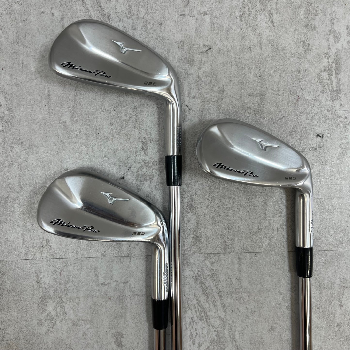Mizuno Pro ミズノプロ 225 メンズゴルフ アイアンセット 6本 R300 右利き用 スチール DynamicGold 85 マッスルバック