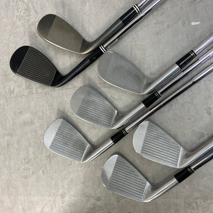 ゼクシオ　スリクソン　メンズゴルフ　クラブセット　12本　右利き用　XXIO　SRIXON