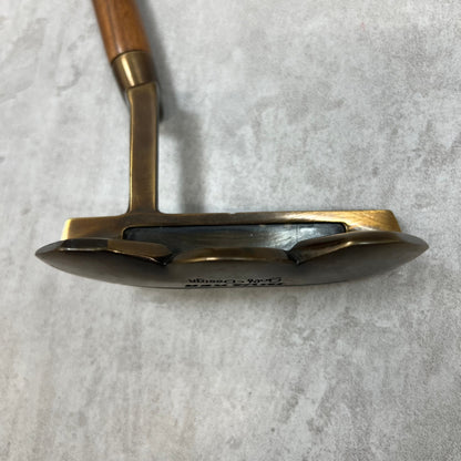 INVADER　Golf Design USA　メンズゴルフ	パター　ピン型	クランク　木製シャフト	35インチ	右利き用