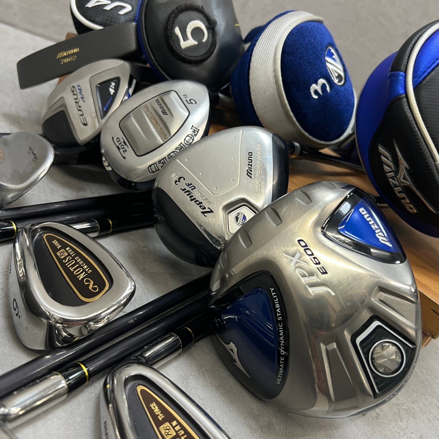 ミズノ　メンズゴルフ　クラブセット　14本　右利き用　Mizuno ヘッドカバー