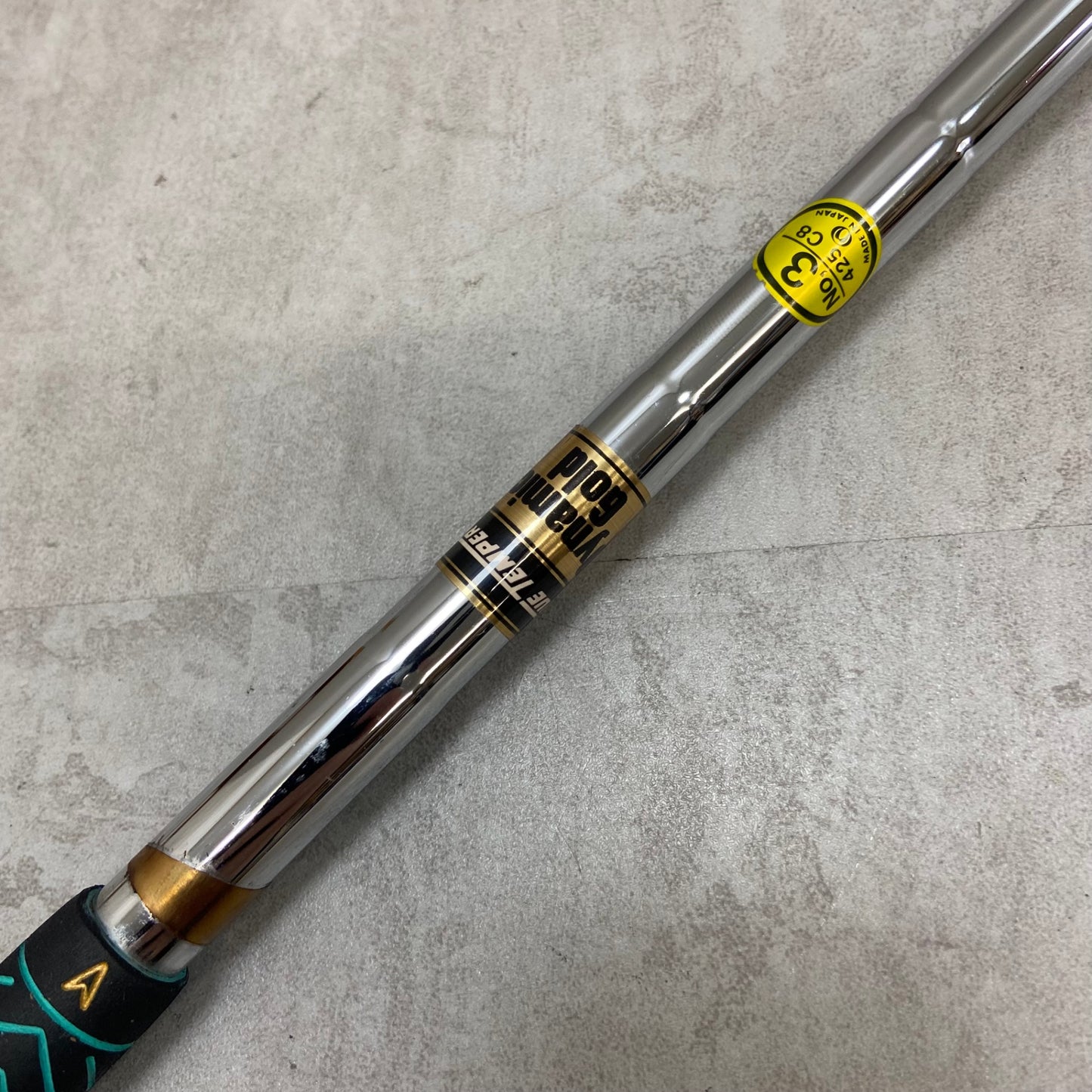 トゥルーテンパー	 ダイナミックゴールド	メンズゴルフ　クラブシャフト　スチール	UT　ユーティリティー用	約41インチ	R400U	TaylorMade　テーラーメイド用