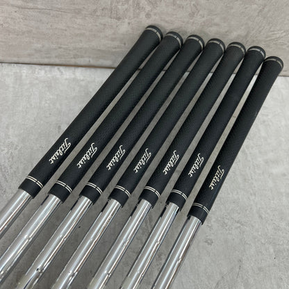 タイトリスト　CB 712　メンズゴルフ　アイアンセット　7本　S　右利き用　Titleist　日本シャフト　N .S .PRO