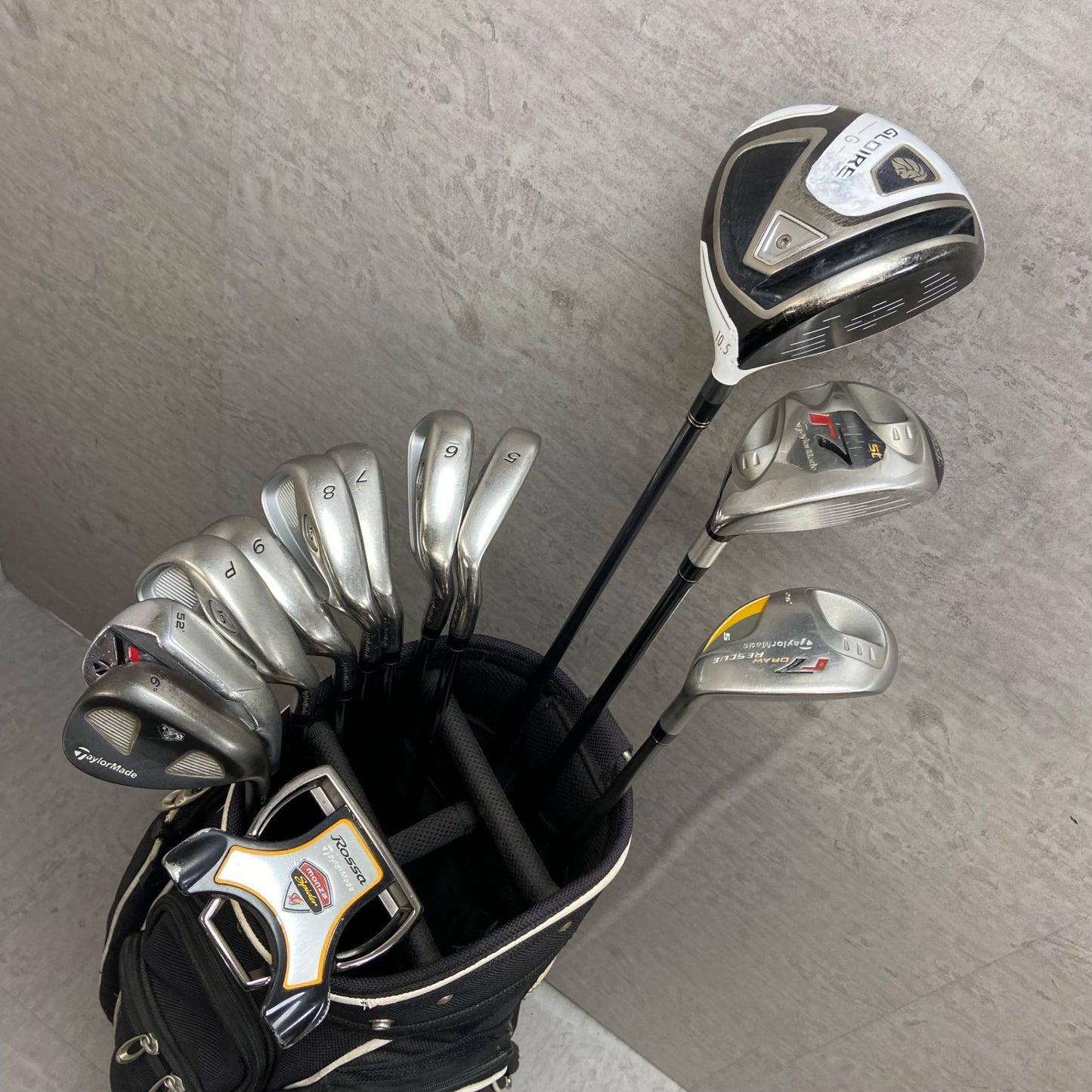 テーラーメイド　メンズゴルフ　クラブセット　12本　右利き用　TaylorMade