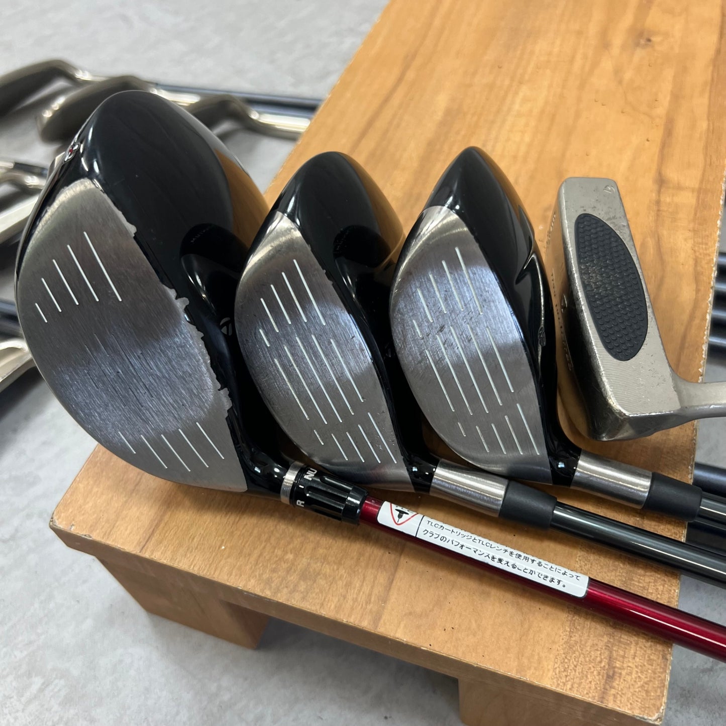 テーラーメイド プーマ メンズゴルフ クラブセット 14本 右利き用 キャディバッグ付き TaylorMade PUMA
