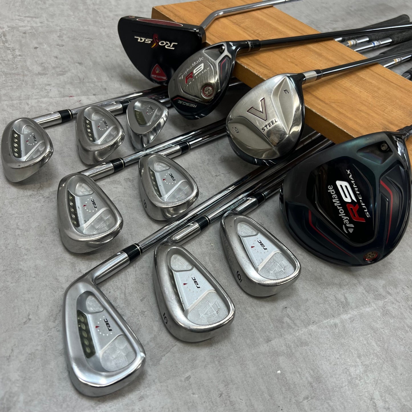 テーラーメイド メンズゴルフ クラブセット 12本 右利き用 TaylorMade