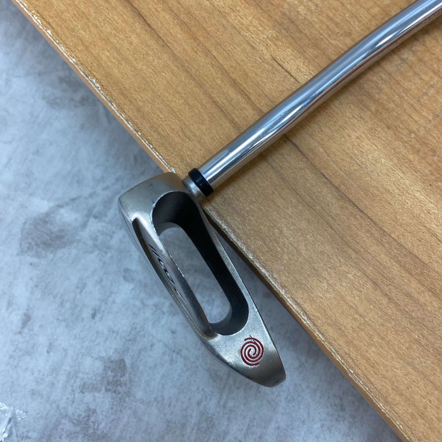 中尺　オデッセイ　ミッド　ホワイトスチール　2ボール　メンズゴルフ　パター　右利き用　ODYSSEY　MID　WHITE STEEL　2-BALL