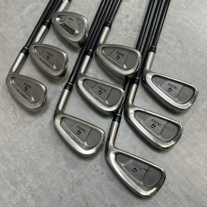 テーラーメイド　メンズゴルフ　クラブセット　13本　右利き用　TaylorMade