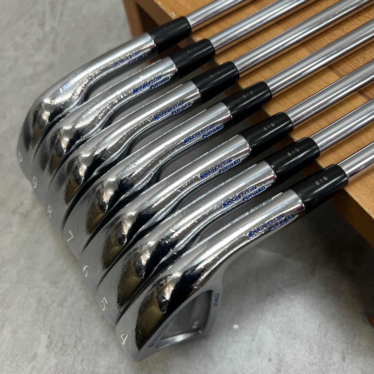 ミズノ　MP-60　メンズゴルフ　アイアンセット　7本　S200　右利き用　Mizuno