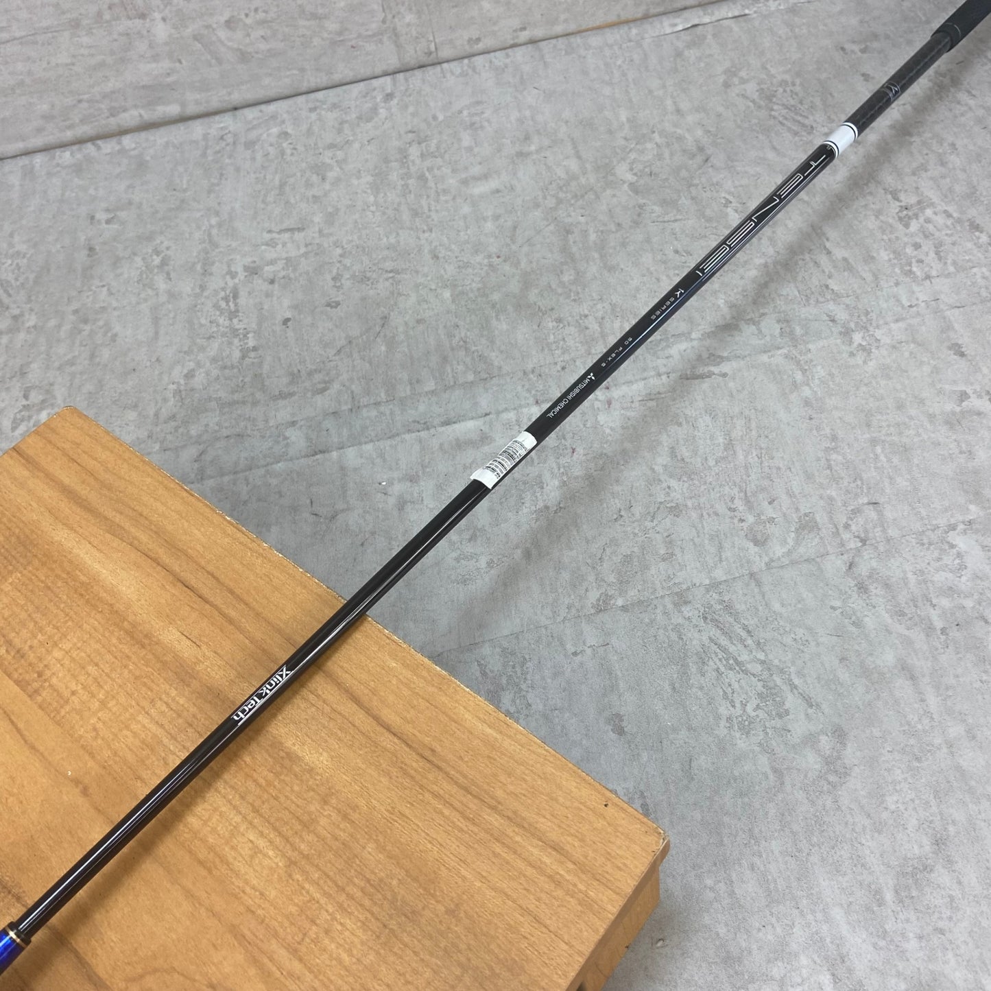 エミリッドバハマ　CV8　メンズゴルフ　ドライバー　S　右利き用　EMILLID BAHAMA　テンセイホワイト　1K