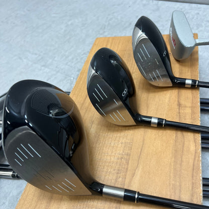 テーラーメイド　オンレッド　メンズゴルフ　クラブセット　10本　右利き用　TaylorMade OnreD