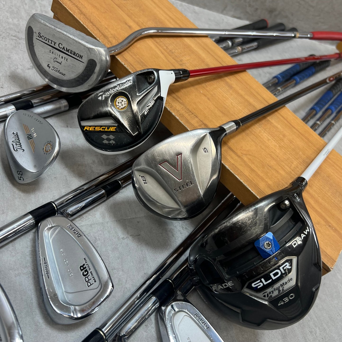 テーラーメイド　タイトリスト　メンズゴルフ　クラブセット　12本　右利き用　TaylorMade　Titleist