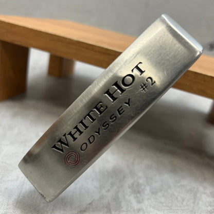 オデッセイ　ホワイトホット ♯2　メンズゴルフ　パター　右利き用　33インチ　ODYSSEY　WHITE HOT