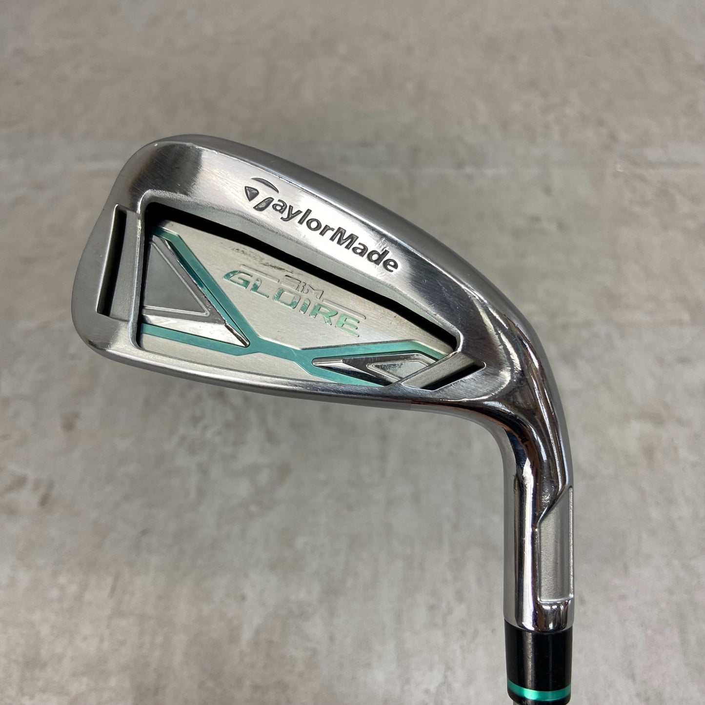 テーラーメイド　シムグローレ　レディースゴルフ　アイアン　7番　A 右利き用　TaylorMade　SIM GLOIRE
