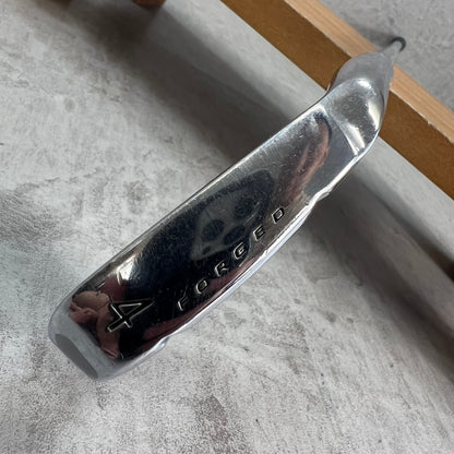 スリクソン　Z725 メンズゴルフ　アイアン　4番　S 右利き用　ロング　SRIXON