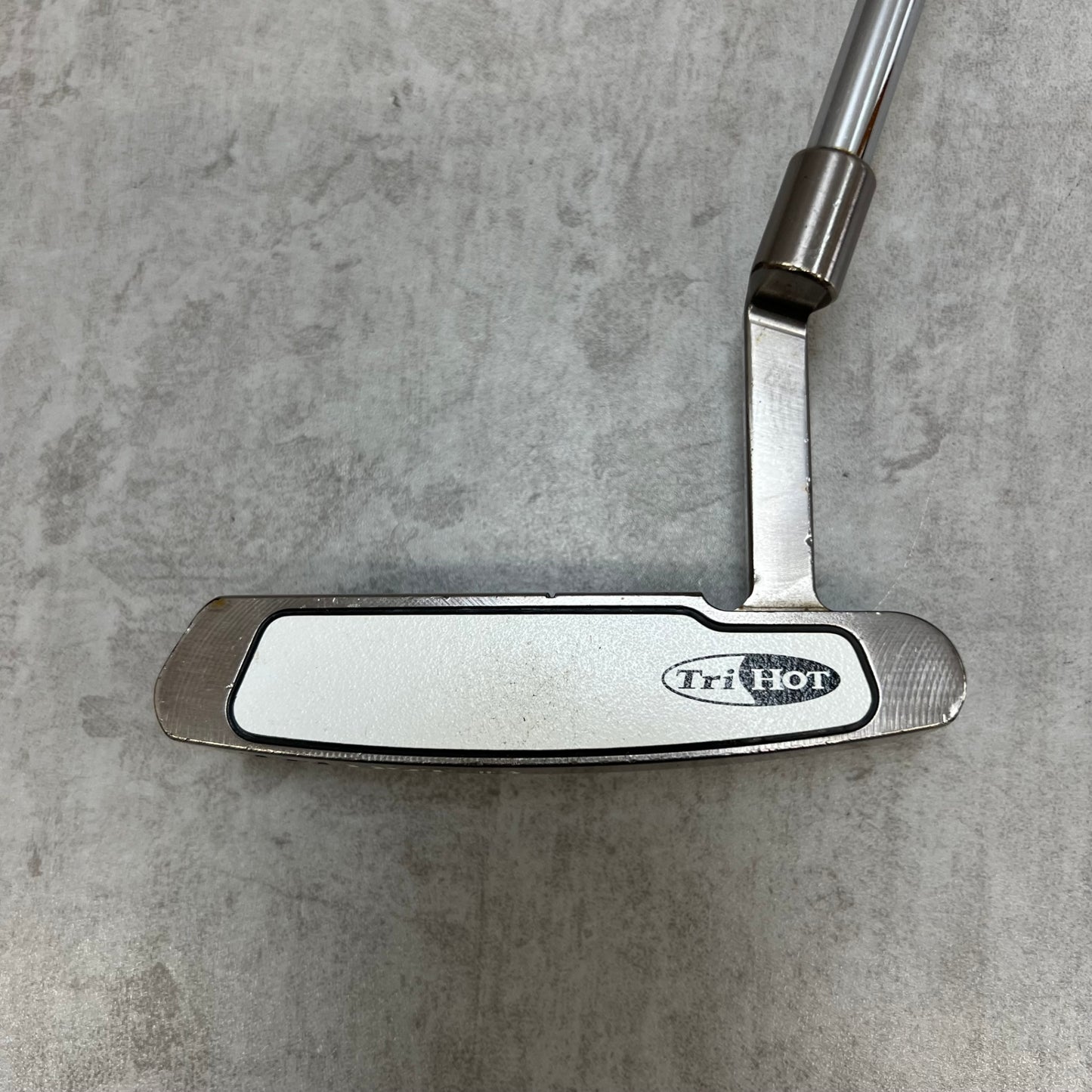 ODYSSEY　オデッセイ　TRIHOT＃3　トライホット　メンズゴルフ　PT　パター　ピン型　クランク　33.1インチ　右利き用