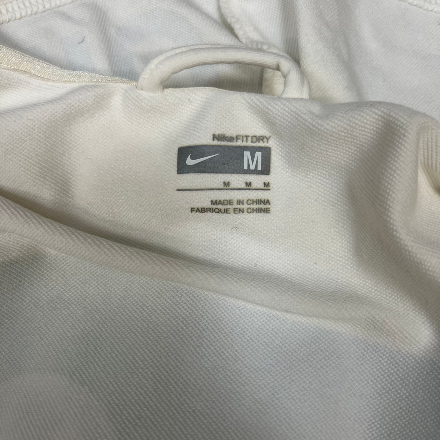 NIKE　レディースゴルフウェア　フルジップパーカー　Mサイズ　白　長袖トップス　ホワイト　ナイキ　アパレル