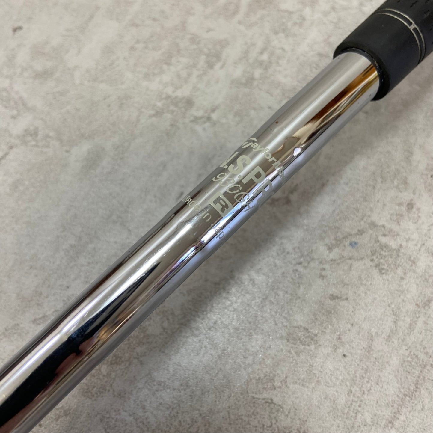 TaylorMade　テーラーメイド　Fグローレ　メンズゴルフ　AW　アプローチウェッジ　35.25インチ　D-2　R　右利き用