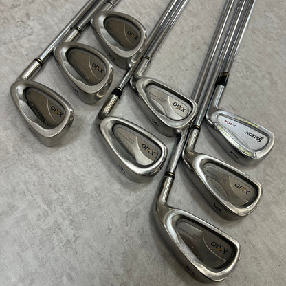 ゼクシオ　スリクソン　メンズゴルフ　クラブセット　12本　右利き用　XXIO　SRIXON