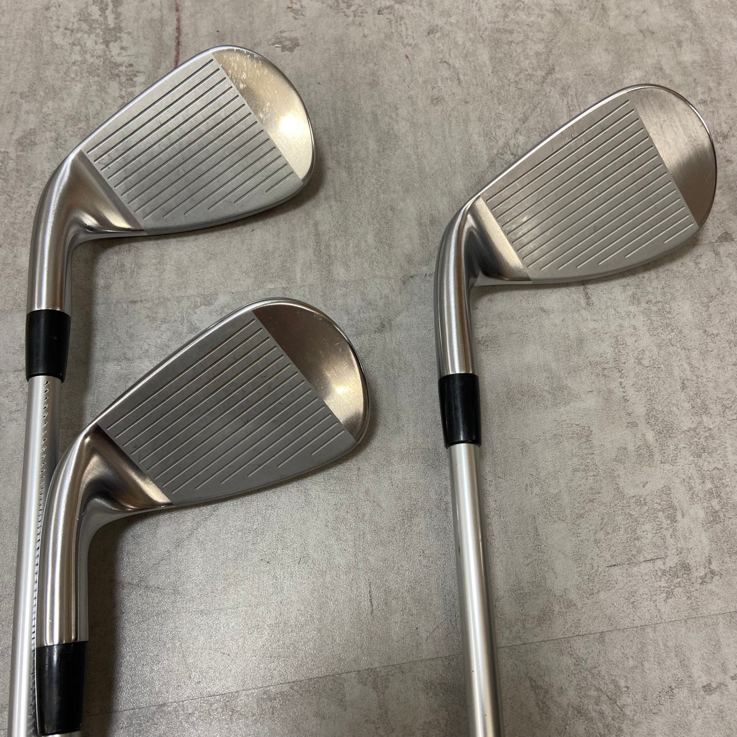 タイトリストVG3  メンズゴルフ アイアンセット 7本 右利き用 カーボン R Titleist