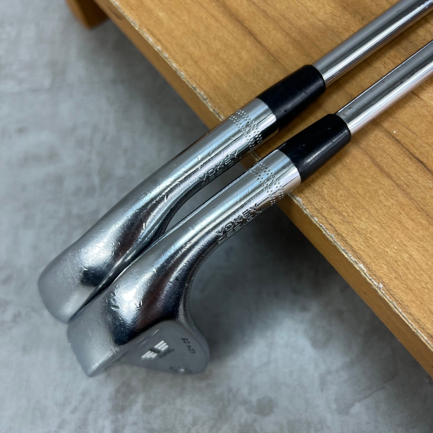 タイトリスト　フォージド　2017年　メンズゴルフ　ウェッジ2本セット　S200　右利き用　アプローチ　サンド　Titleist　FORGED