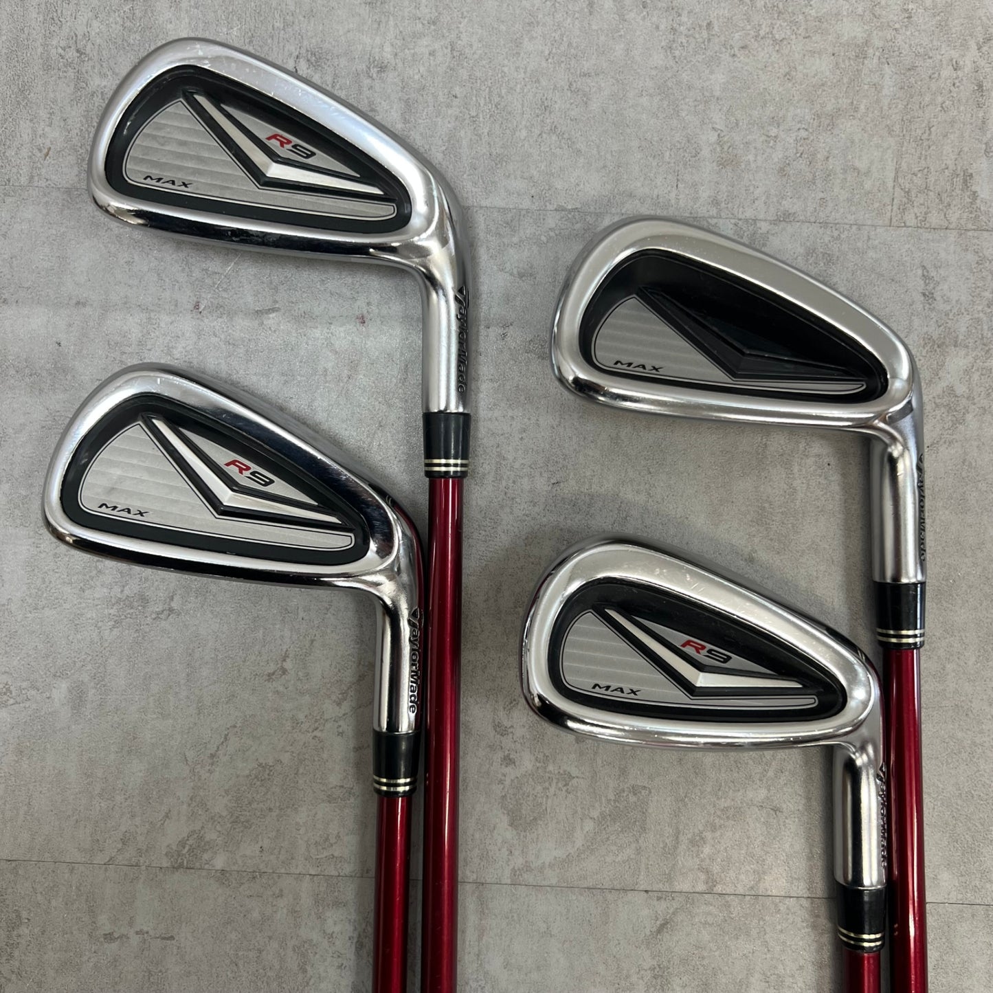 テーラーメイド　R9　MAX　メンズゴルフ　アイアン8本セット　カーボン　R　右利き用　TaylorMade