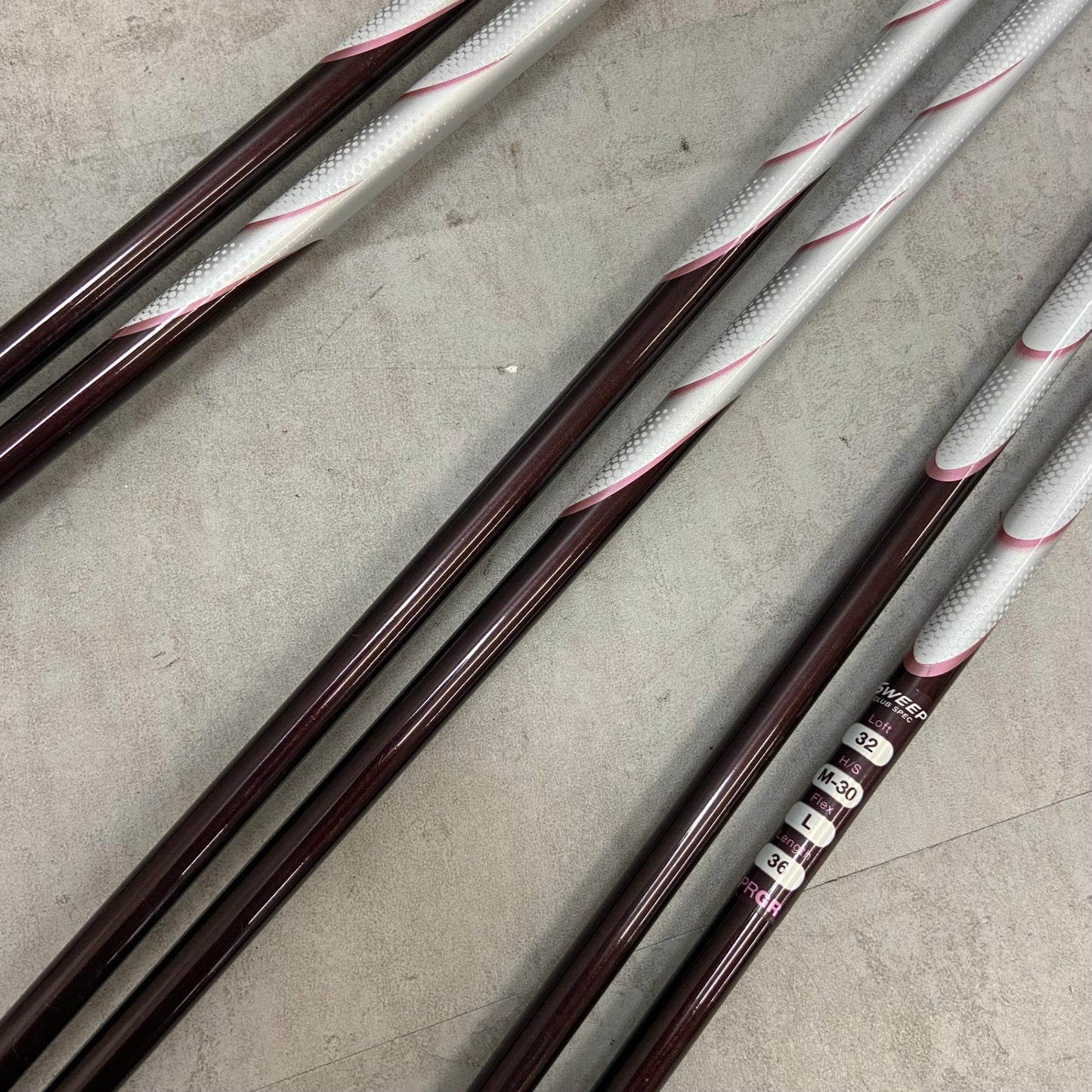 プロギア スウィープ レディースゴルフ クラブ11本セット 右利き用 M-30 L PRGR SWEEP ヘッドカバー付き