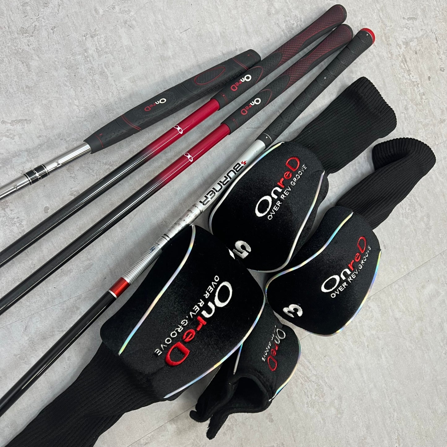 テーラーメイド　オンレッド　メンズゴルフ　クラブセット　10本　右利き用　TaylorMade OnreD