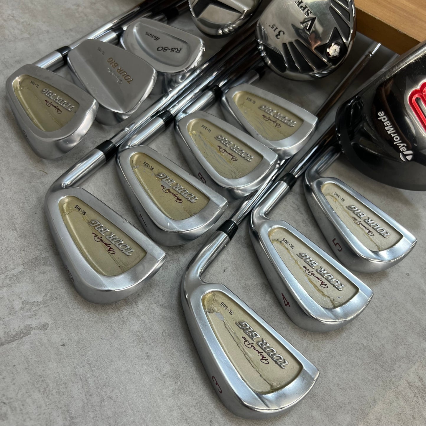 テーラーメイド　ウィルソン　メンズゴルフ　クラブセット　14本　右利き用　TaylorMade　Wilson