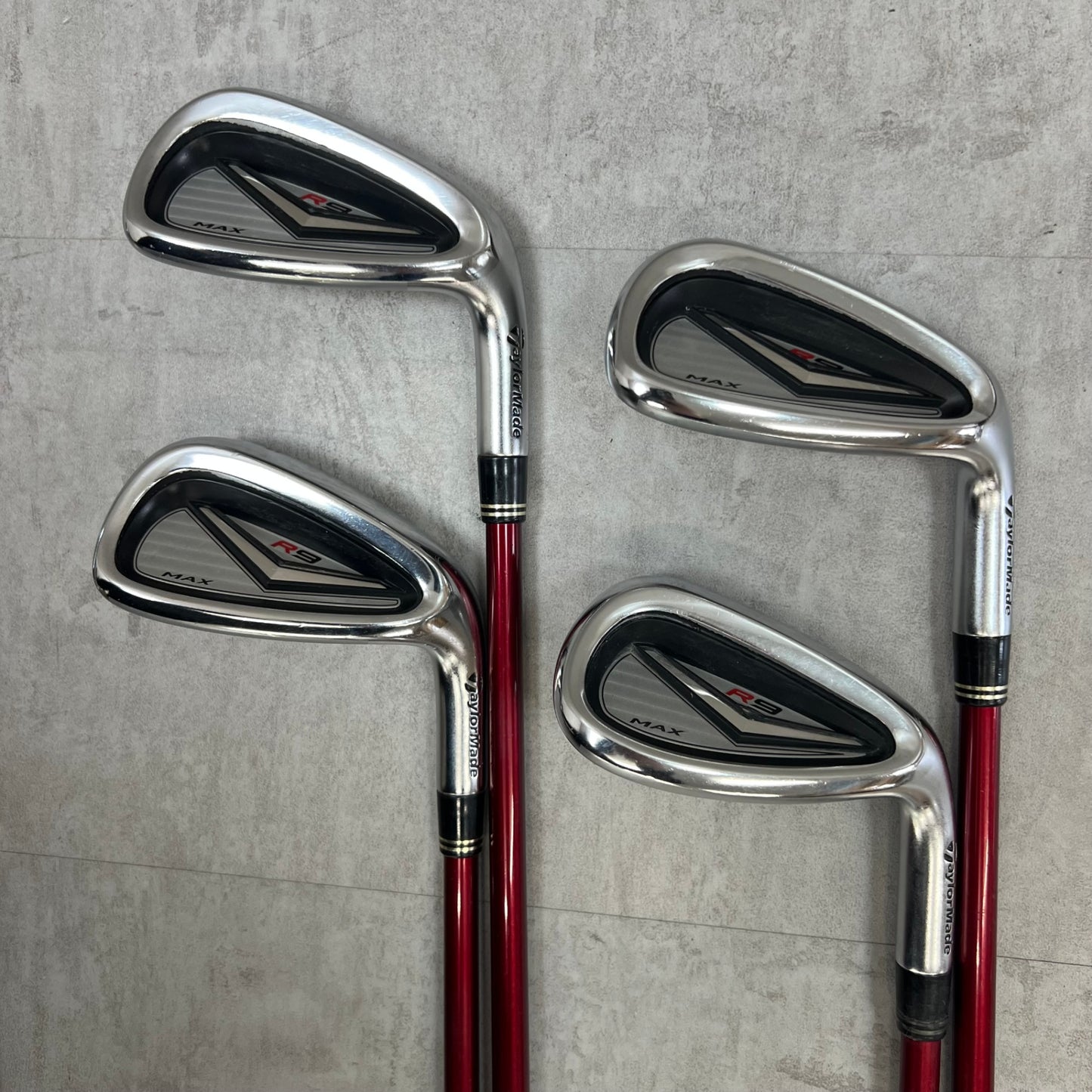 テーラーメイド　R9　MAX　メンズゴルフ　アイアン8本セット　カーボン　R　右利き用　TaylorMade