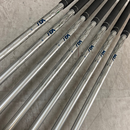 タイトリストVG3  メンズゴルフ アイアンセット 7本 右利き用 カーボン R Titleist