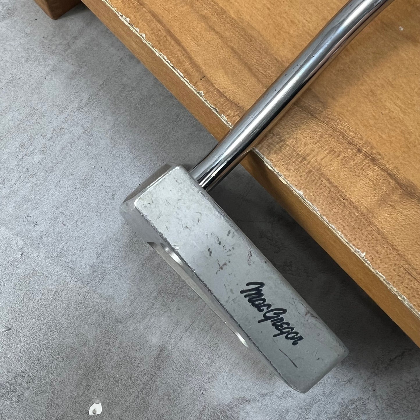 マグレガー　ボビーグレース　メンズゴルフ　パター　ネオマレット　右利き　約34インチ　MacGregor　BOBBY GRACE