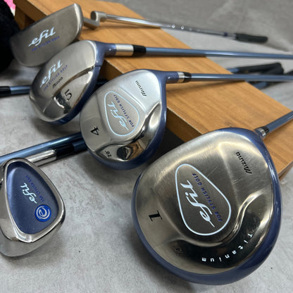 ミズノ エフィル レディースゴルフクラブセット 7本 右利き用 L カーボン MIZUNO efil
