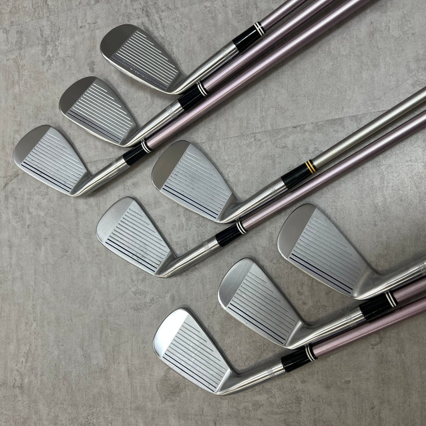 ダンロップ　マンシングウェア　レディースゴルフ　クラブセット　12本　右利き用　DUNLOP　Munsing wear