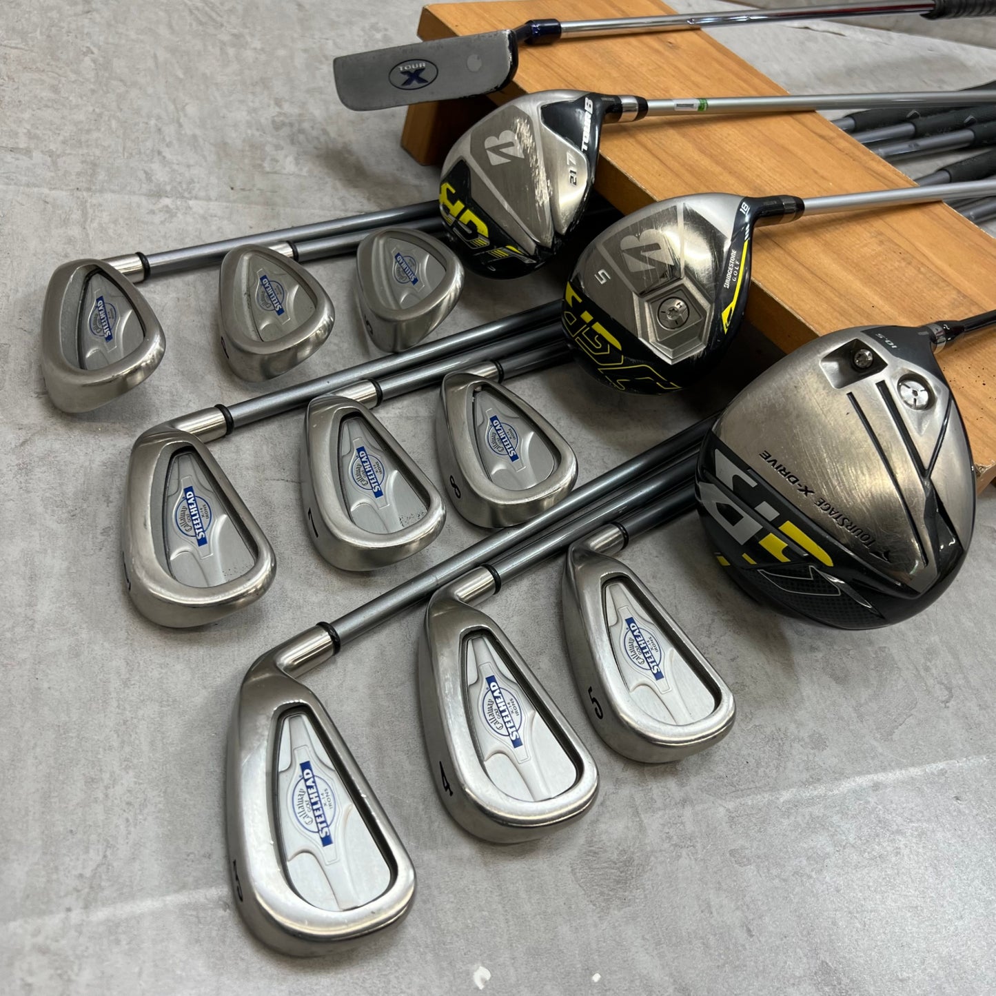 ブリヂストン　キャロウェイ　メンズゴルフ　クラブセット　13本　右利き用　BRIDGESTONE　Callaway