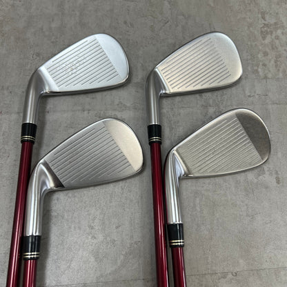 テーラーメイド　R9　MAX　メンズゴルフ　アイアン8本セット　カーボン　R　右利き用　TaylorMade