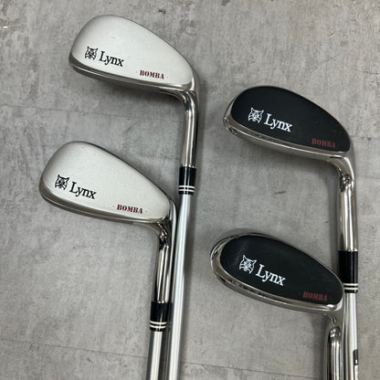 LYNX リンクス BOMBA ボンバ ホワイト メンズゴルフ アイアンセット  8本 右利き用 カーボン R ワイドソール