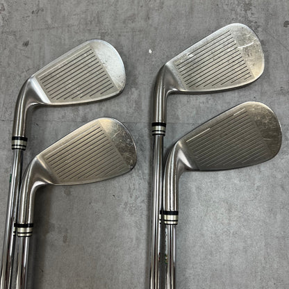 ゼクシオ XXIO 8 8代目 メンズゴルフ　アイアンセット　4番〜SW　9本 右利き用 N.S.PRO 900GH スチール R