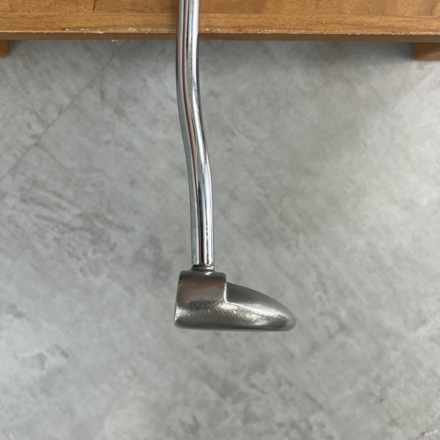 オデッセイ　ホワイトスチール　ロッシー　メンズゴルフ　パター　右利き用　ODYSSEY　WHITE STEEL ROSSIE