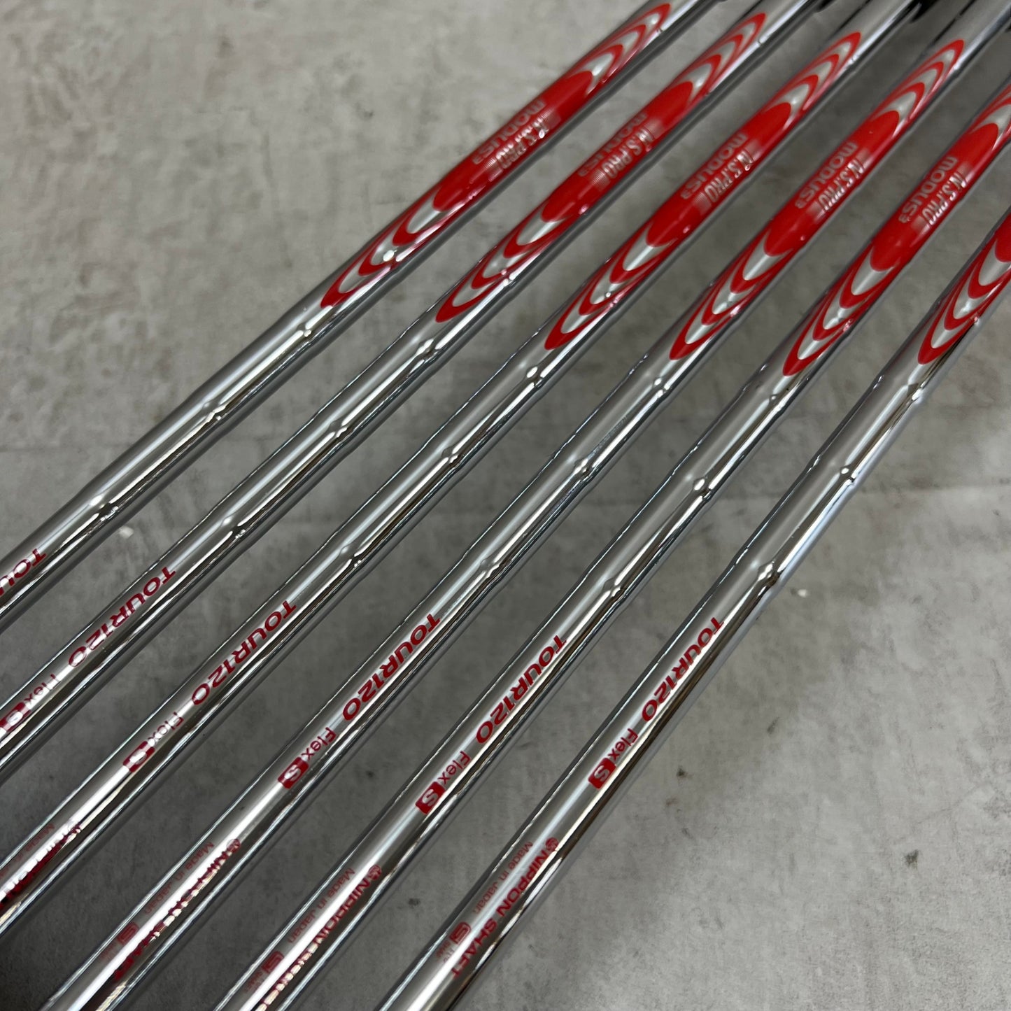 ホンマ　ツアーワールド　TW727V　メンズゴルフ　アイアン６本セット　S　右利き用　HONMA TOUR WORLD　日本シャフト　N.S.PRO　MODUS3　TOUR120