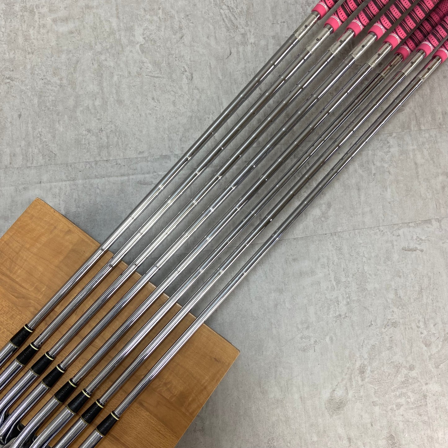 プロギア　DATA 801　メンズゴルフ　アイアンセット　8本　SX相当　右利き用　PRGR