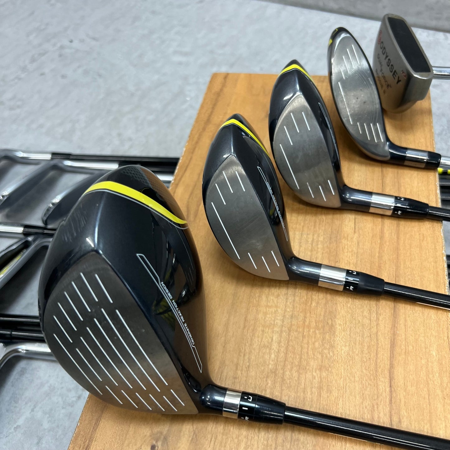 ブリヂストン　ツアーステージ　メンズゴルフ　クラブセット　13本　右利き用　BRIDGESTONE TOURSTAGE