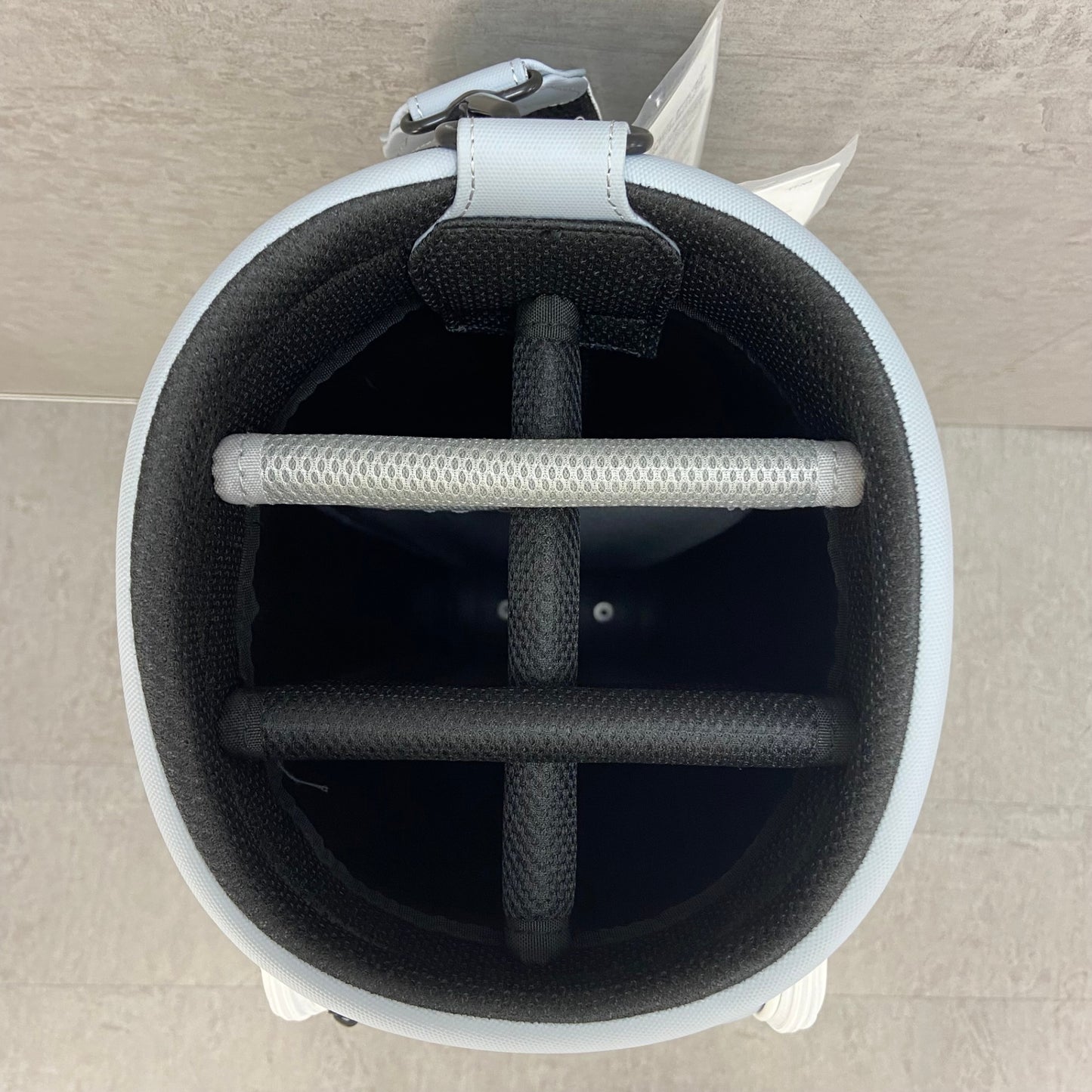 未使用品　ルコックスポルティフ　キャディバッグ　カート式　6分割　約9型(約23cm)　約3.3Kg　LE COQ SPORTIF