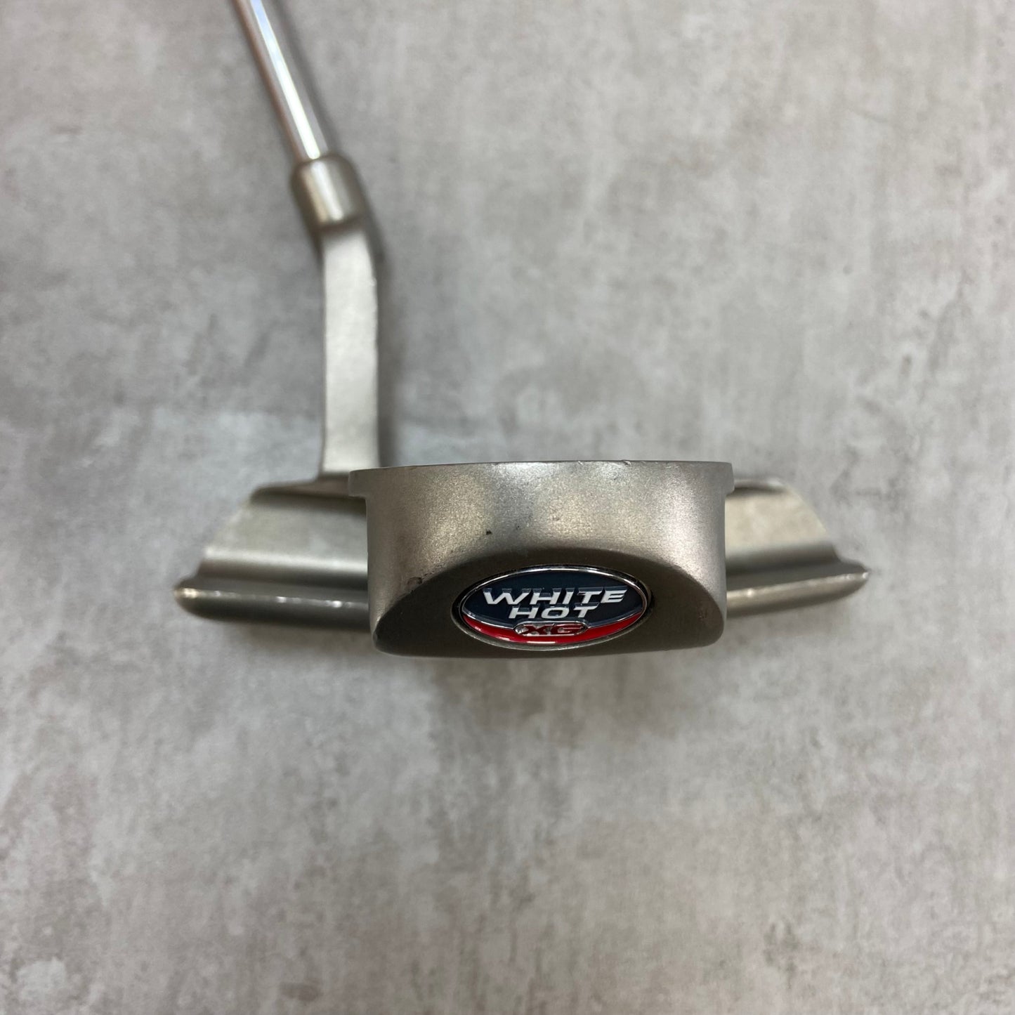 オデッセイ　ホワイトホット　XG 2ボール　ブレード　メンズゴルフ　パター　右利き用　ODYSSEY 　WHITW HOT　XG  2・ball   BLADE