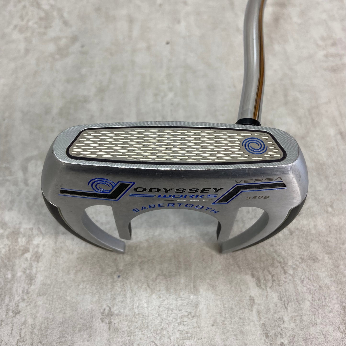 オデッセイ　ワークス　バーサ　セイバートゥース　メンズゴルフ　パター　ネオマレット　約32インチ　右利き　ODYSSEY　WORKS VERSA SABERTOOTH