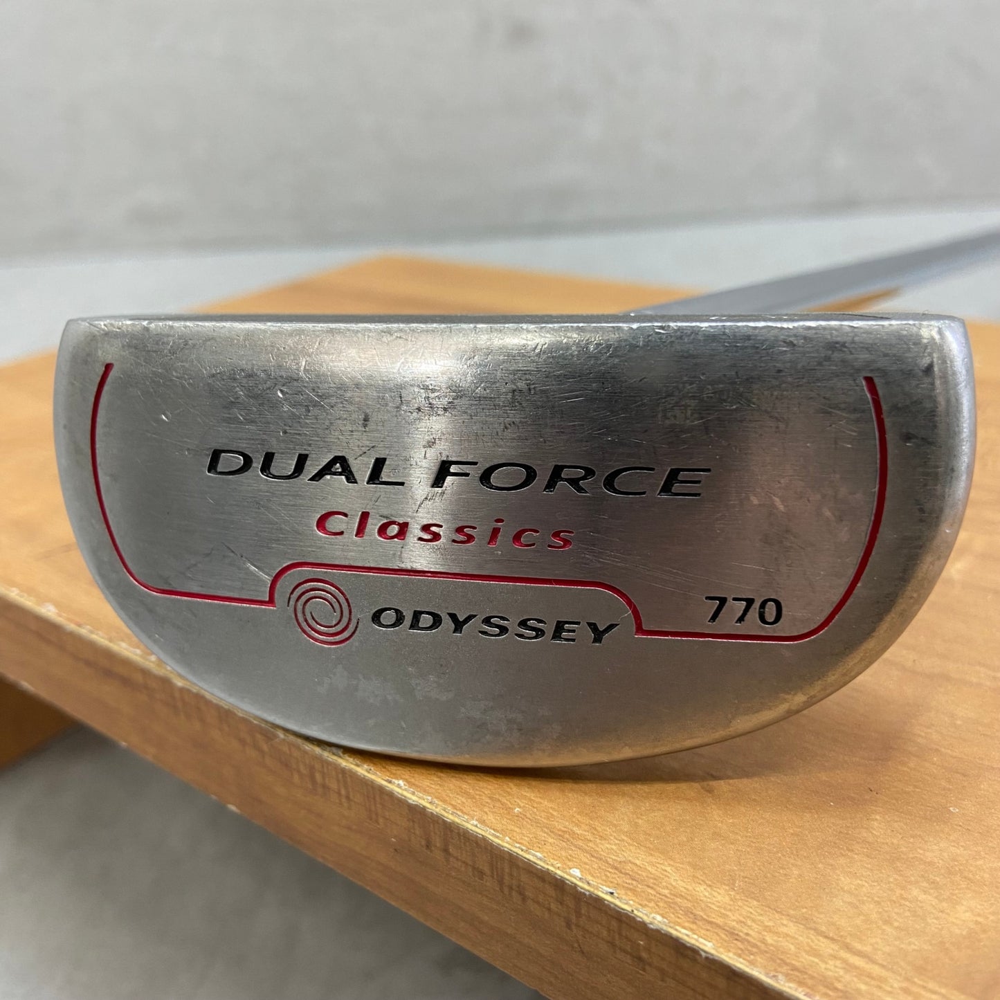 オデッセイ　デュアルフォース　クラシック770　メンズゴルフ　パター　右利き用　センターネック　33インチ　マレット型　ODYSSEY　DUAL　FORCE　Classics